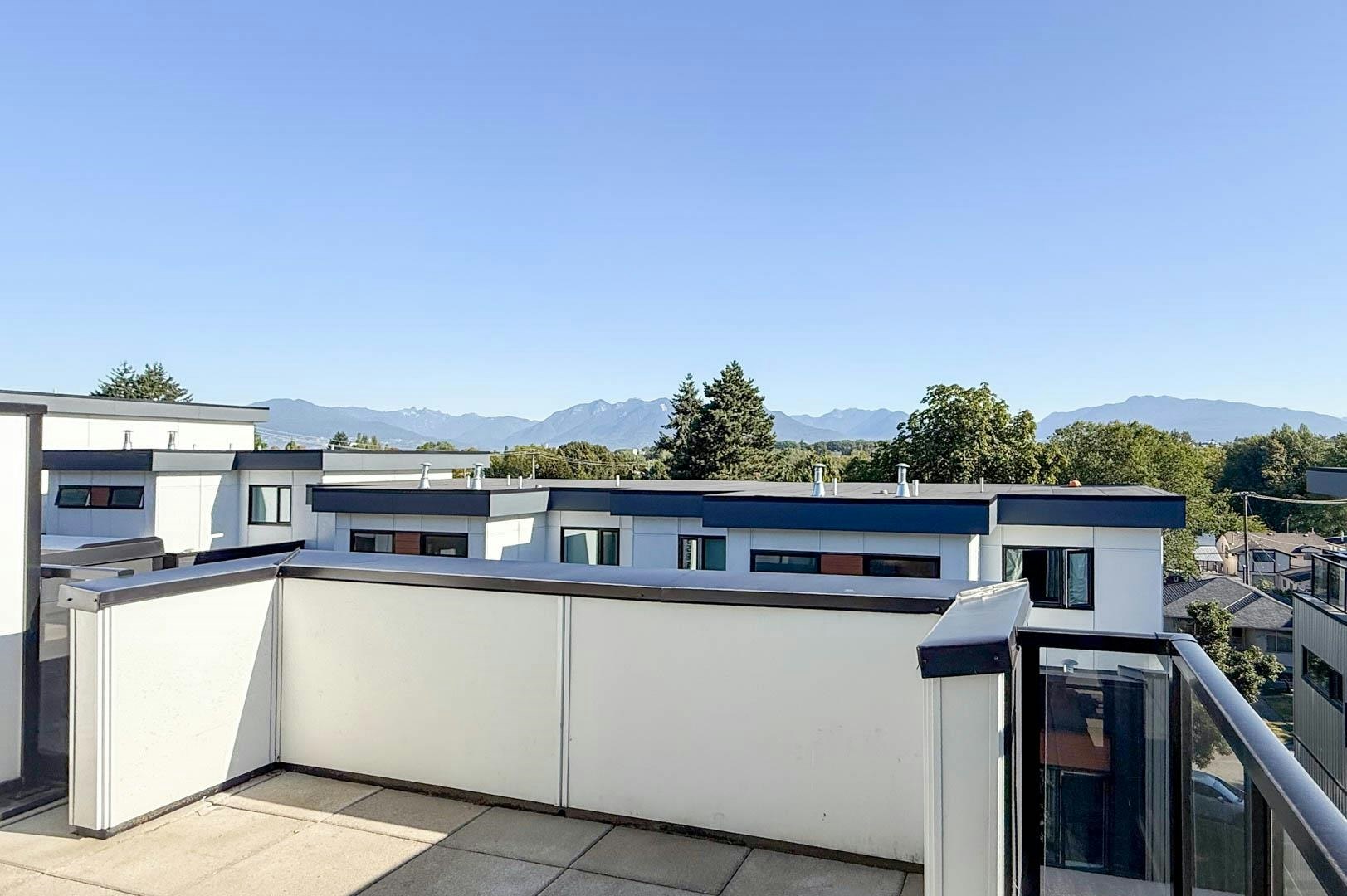 G34-2050 E 20 Avenue, Vancouver, BC, V5N 2L2 - 30