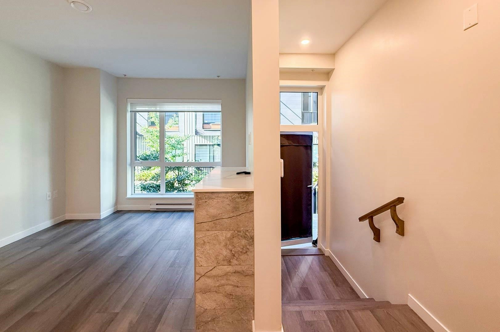 G34-2050 E 20 Avenue, Vancouver, BC, V5N 2L2 - 3