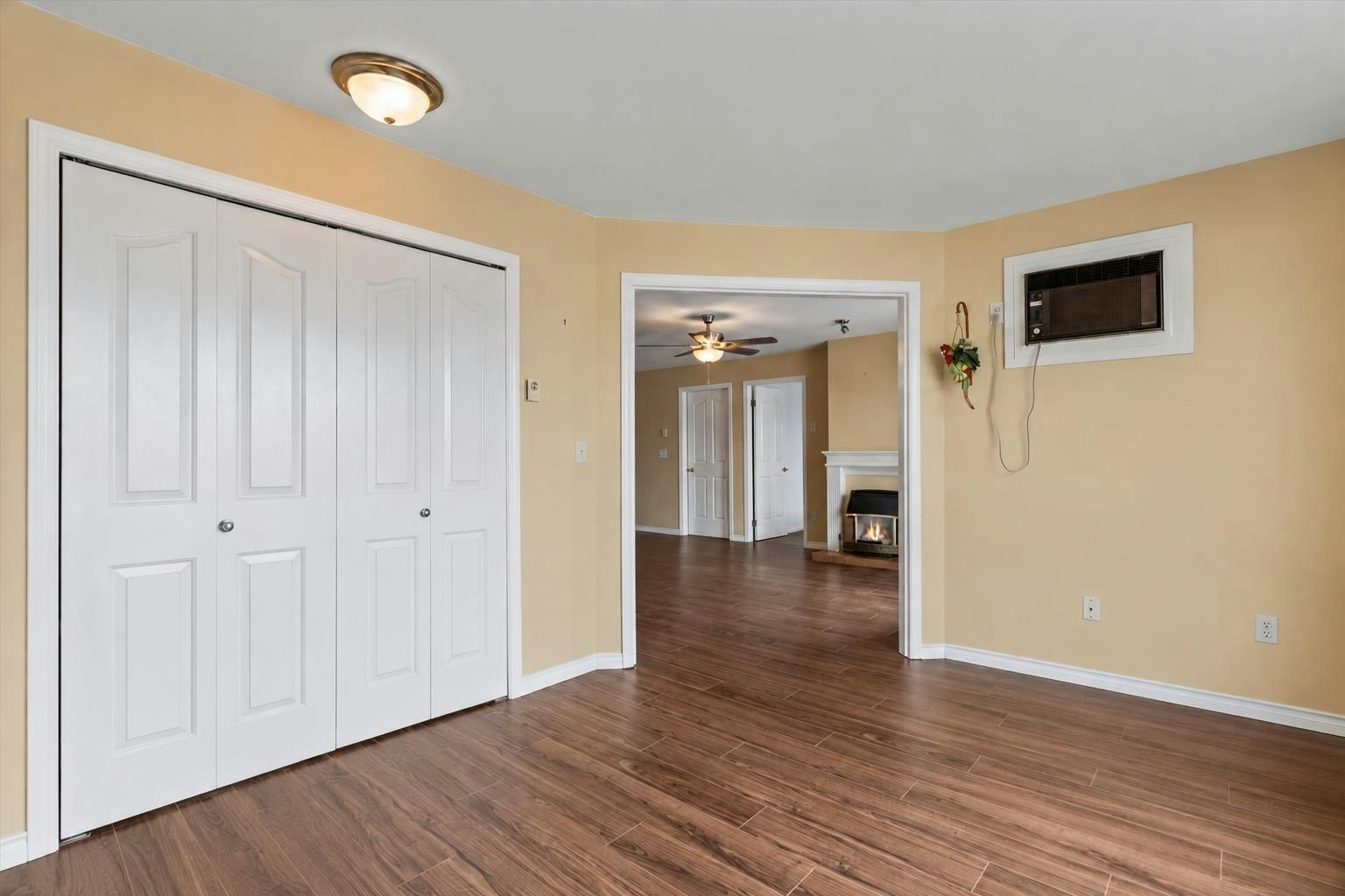 203-45660 Knight Road, Chilliwack, BC, V2R 2X4 - 12