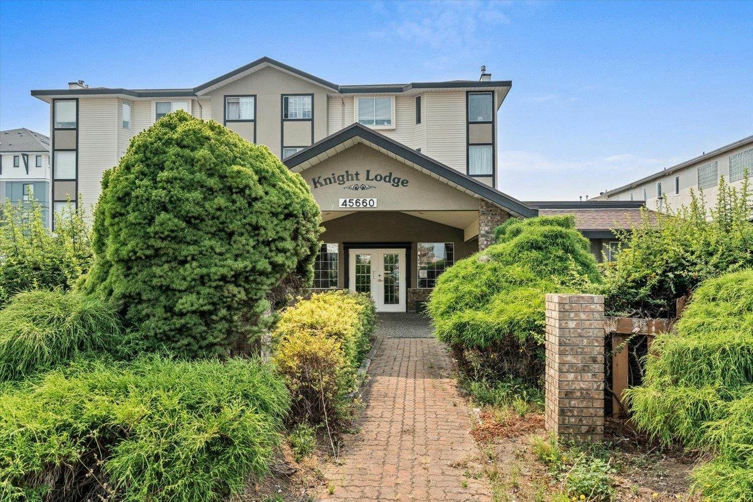 203-45660 Knight Road - 2