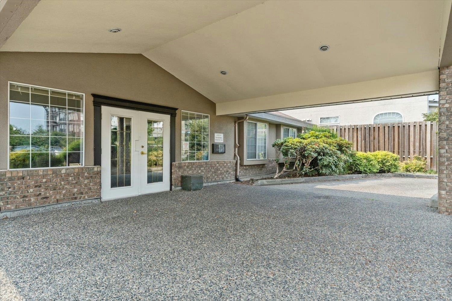 203-45660 Knight Road - 3