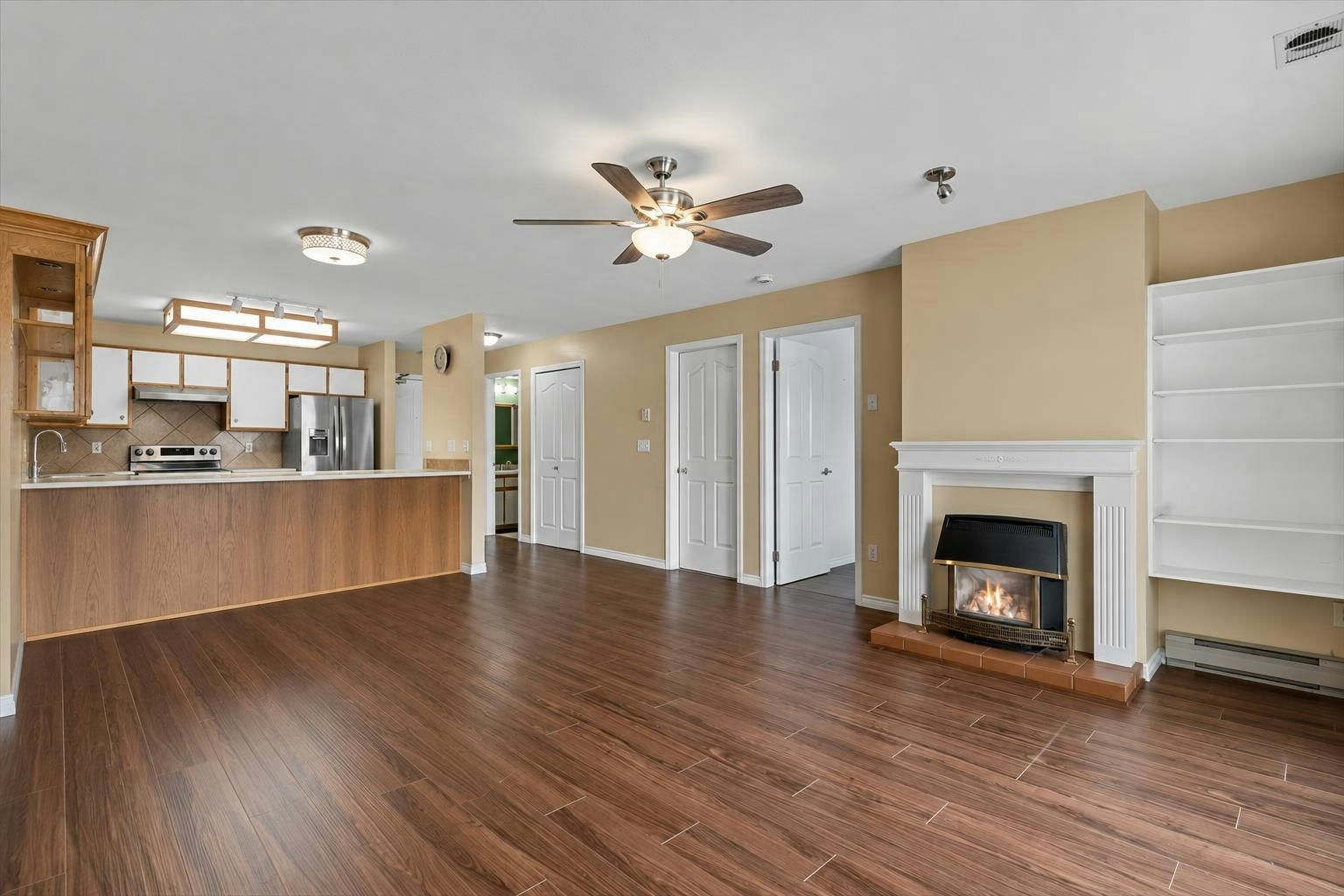 203-45660 Knight Road - 4