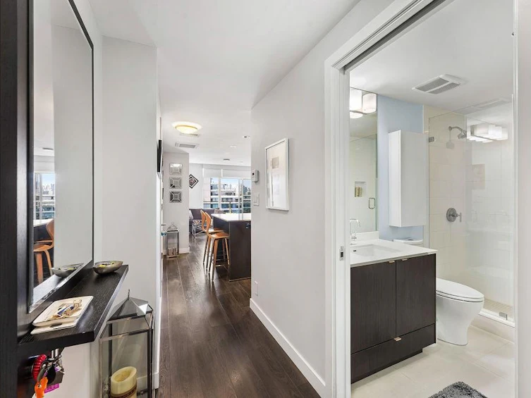 1609-111 E 1st Avenue, Vancouver, BC, V6A 0E9 - 2