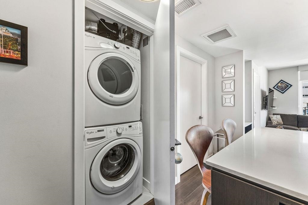 1609-111 E 1st Avenue, Vancouver, BC, V6A 0E9 - 11