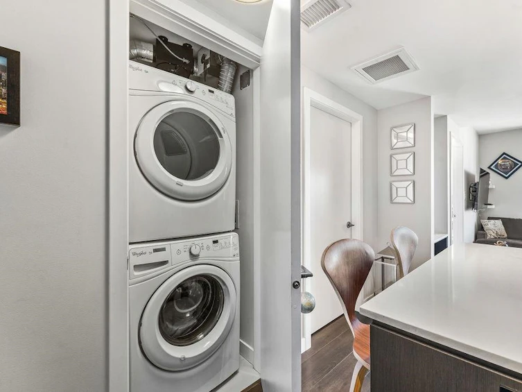 1609-111 E 1st Avenue, Vancouver, BC, V6A 0E9 - 11