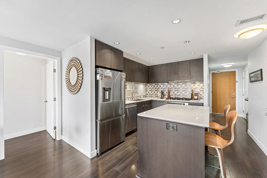 1609-111 E 1st Avenue, Vancouver, BC, V6A 0E9 - 8