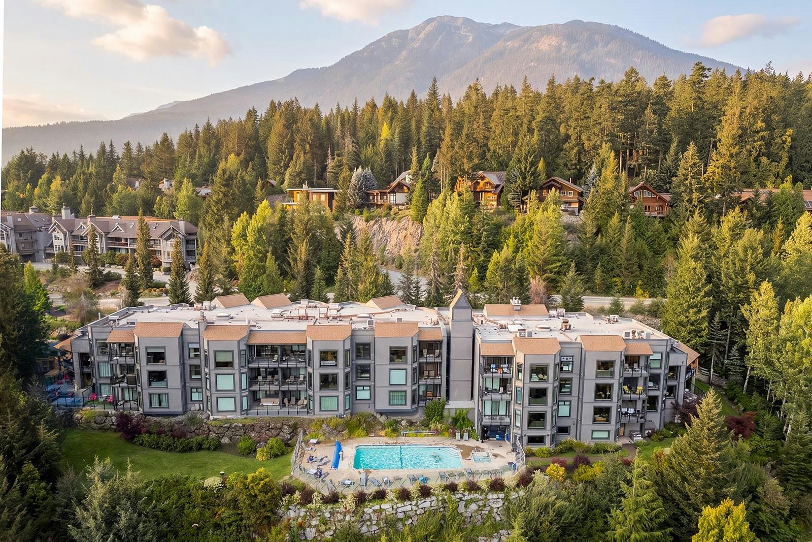 203-3217 Blueberry Drive, Whistler, BC, V8E 0B8