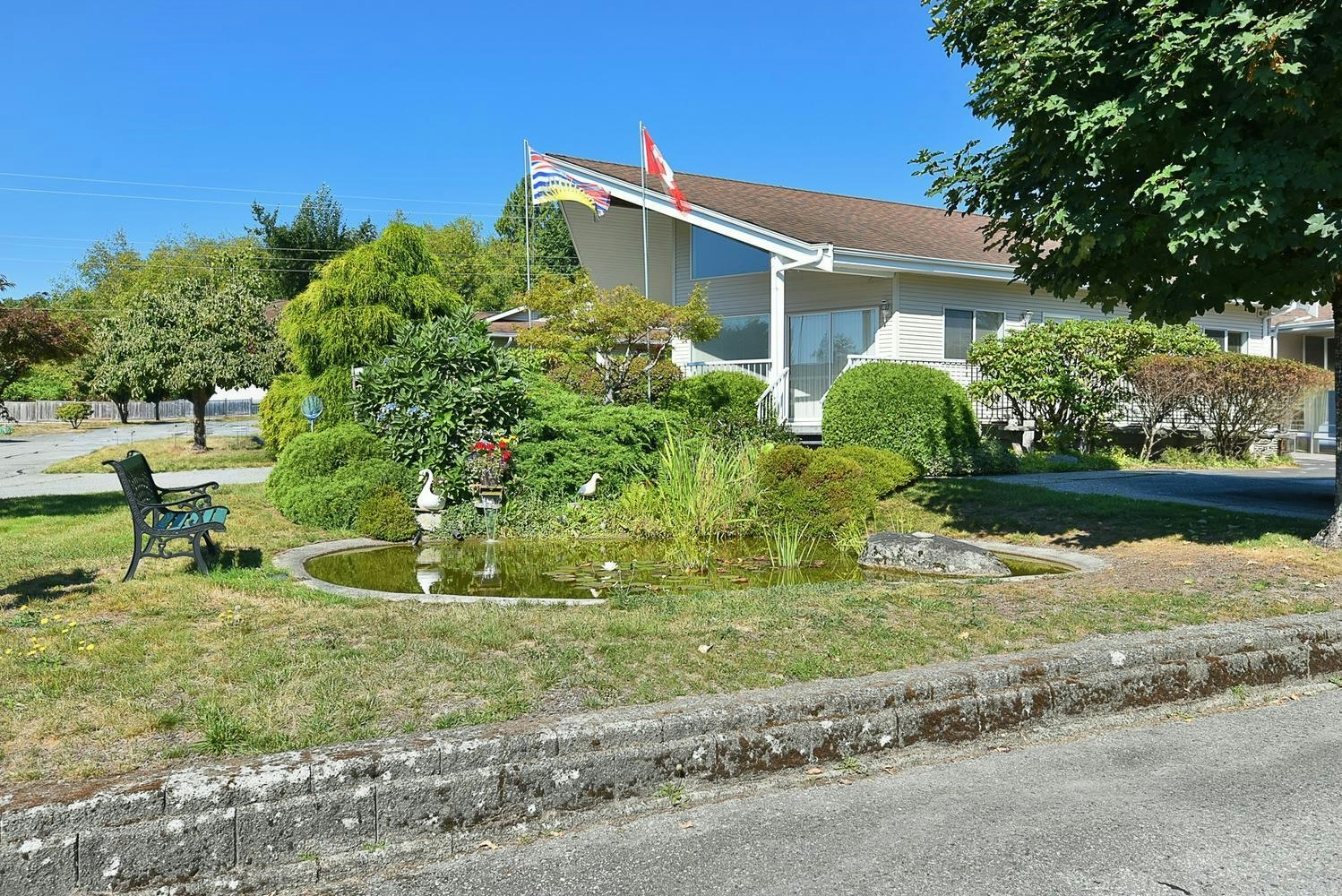 15-820 Kiwanis Way, Gibsons, BC, V0N 1V9 - 30