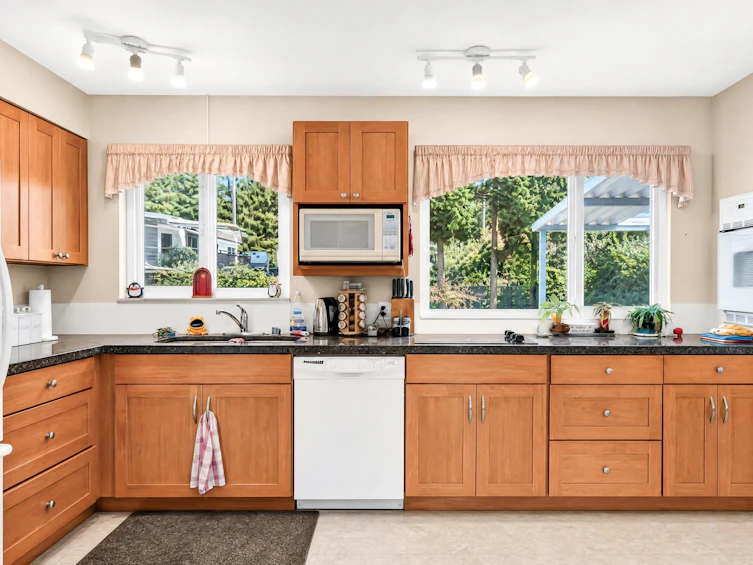 21437 122 Avenue, Maple Ridge, BC, V2X 3W7 - 12