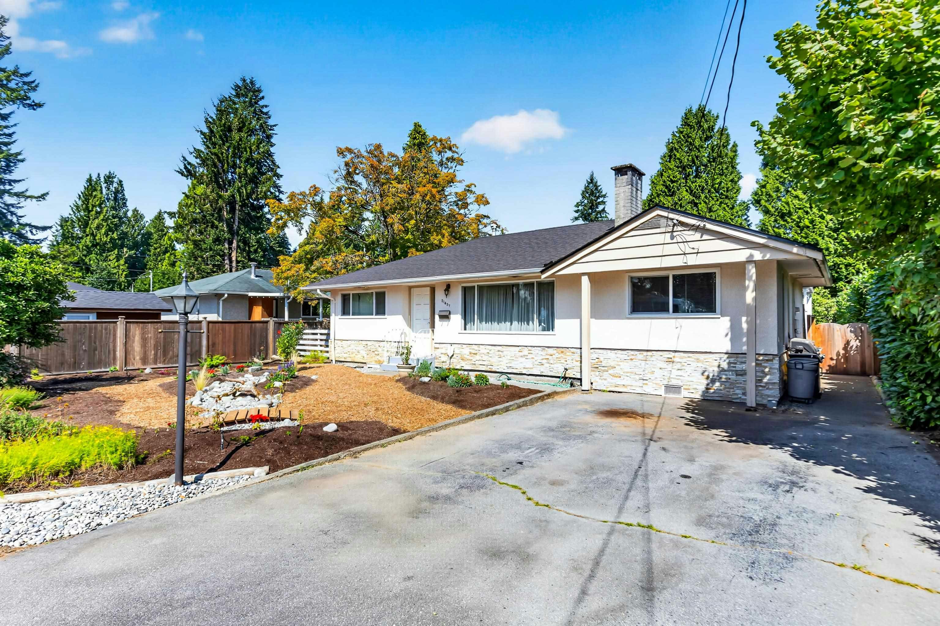 21437 122 Avenue - 4