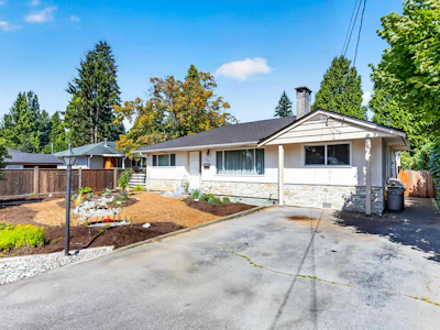 21437 122 Avenue - 4