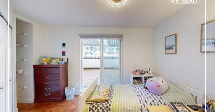635 W Queens Road, North Vancouver, BC, V7N 2L2 - 13