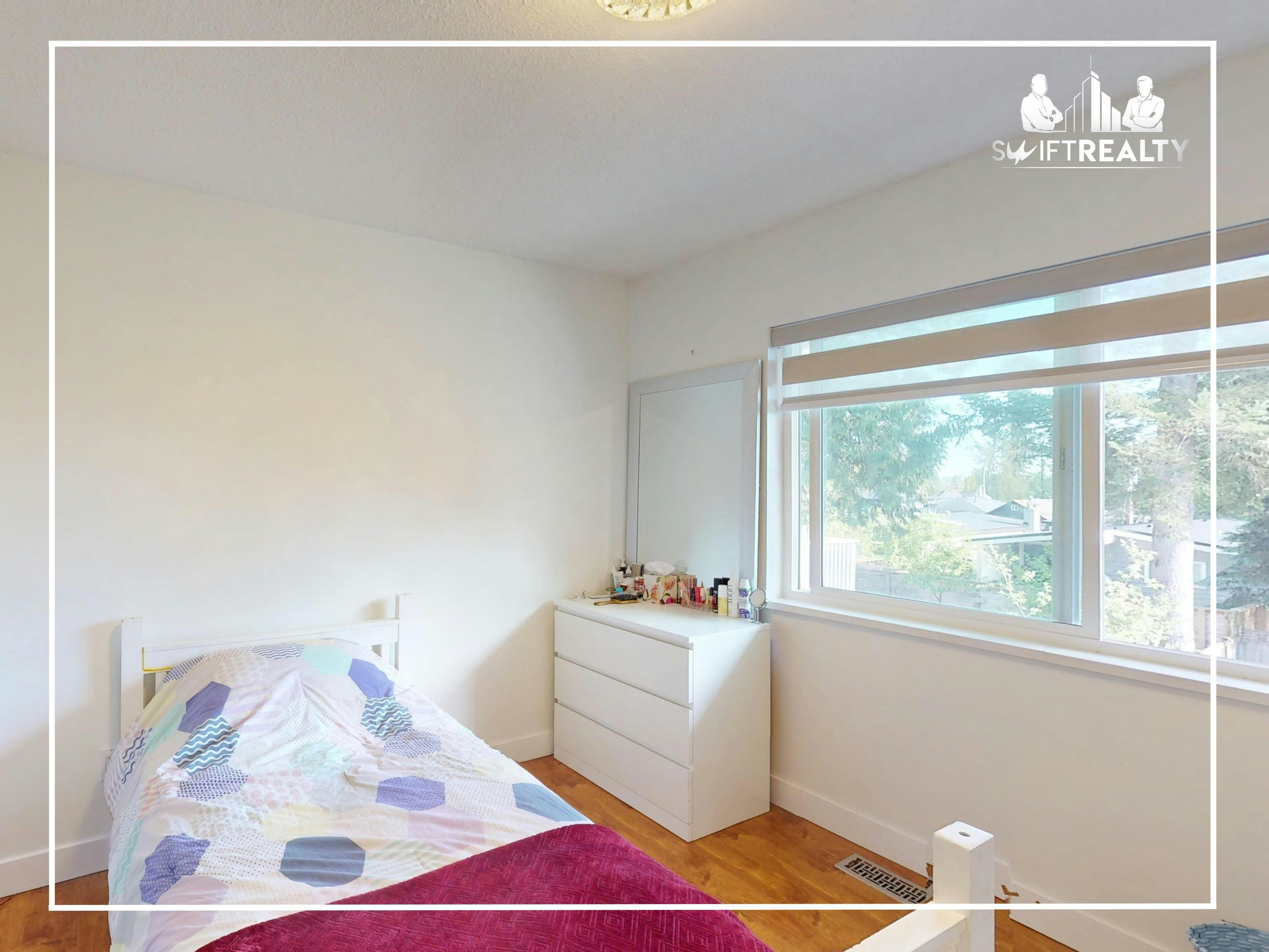 635 W Queens Road, North Vancouver, BC, V7N 2L2 - 12