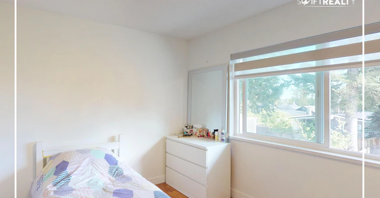 635 W Queens Road, North Vancouver, BC, V7N 2L2 - 12
