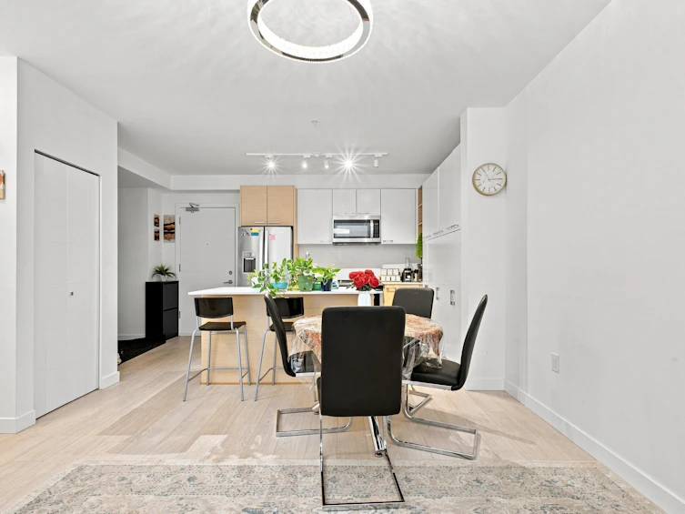 118-13963 105 Boulevard, Surrey, BC, V3T 0M9 - 7