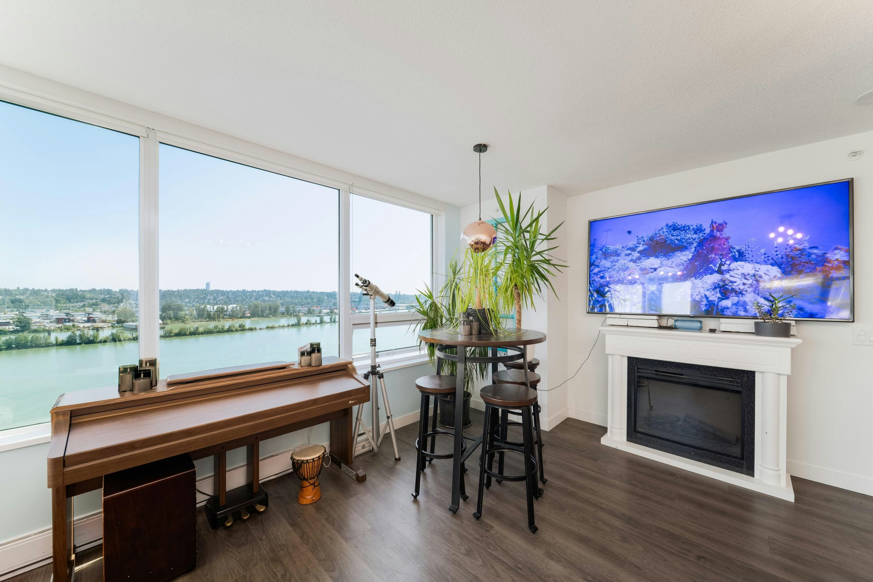 1709-988 Quayside Drive - 5