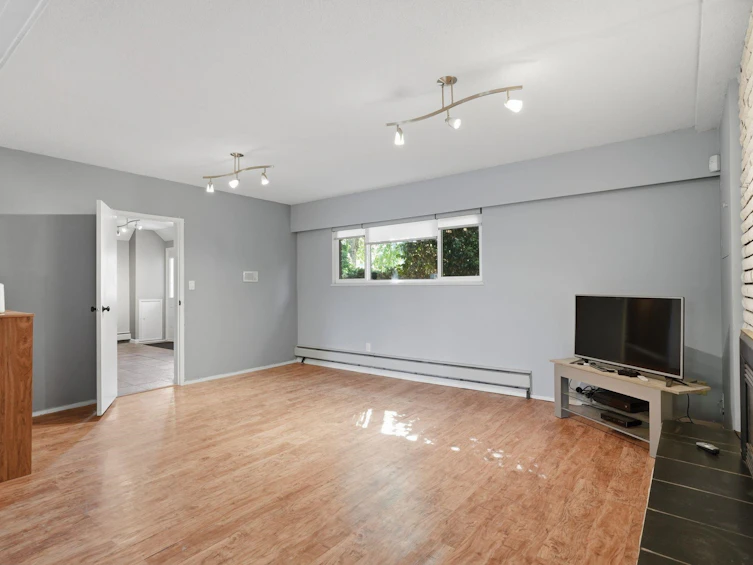 210 W Murphy Drive, Delta, BC, V4M 3N9 - 24