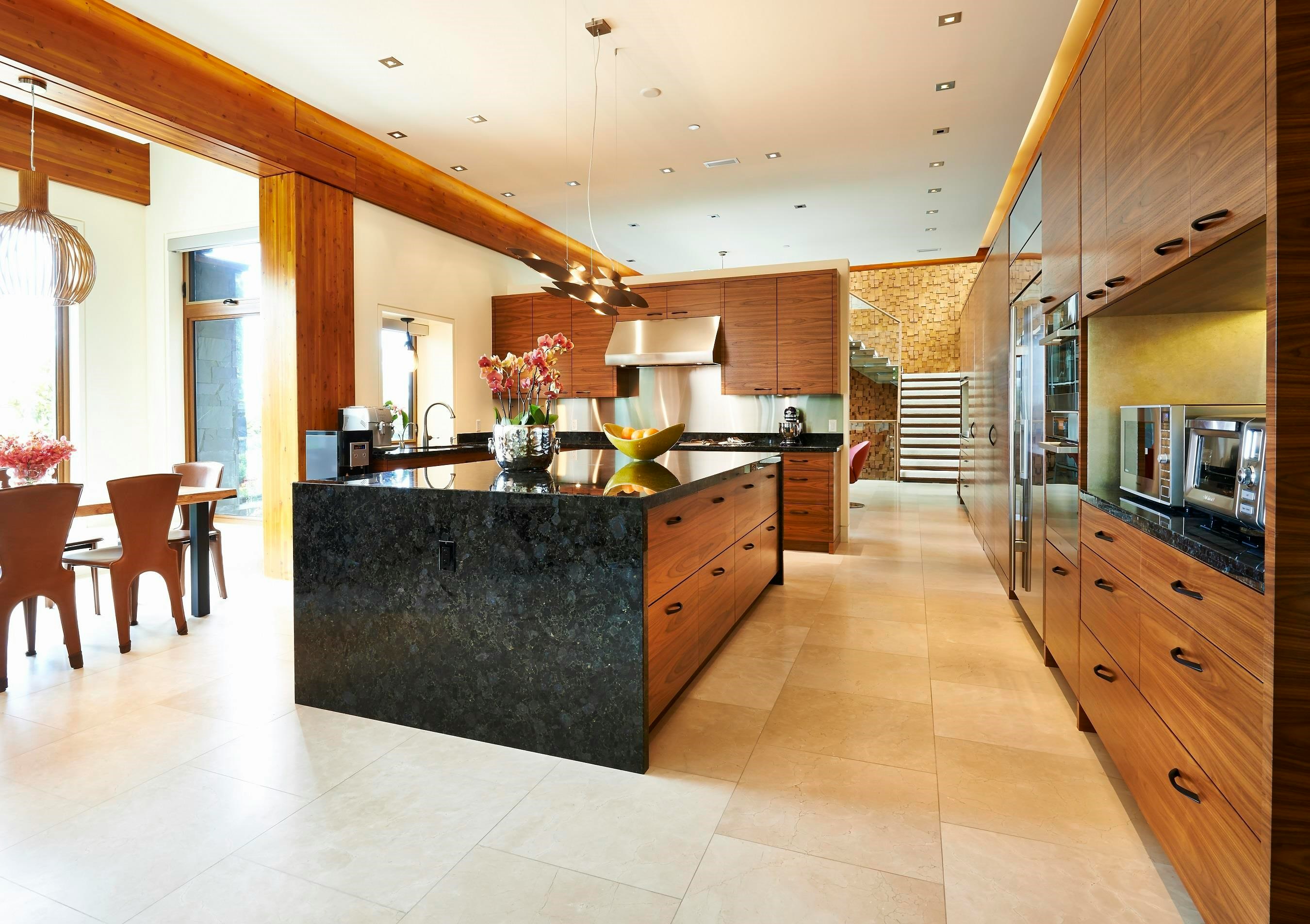 6889 S Balsam Street, Vancouver, BC, V6P 5W9 - 6