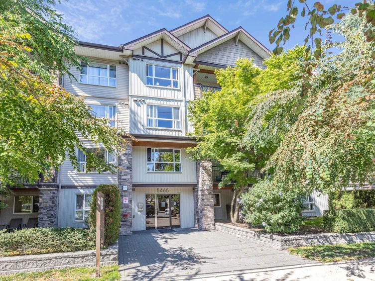 306-5465 203 Street, Langley, BC, V3A 9L8