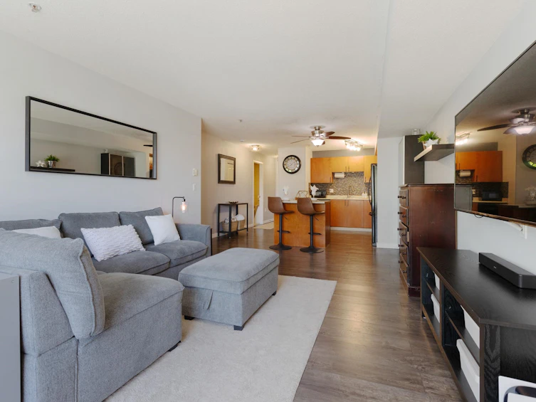 306-5465 203 Street, Langley, BC, V3A 9L8 - 8