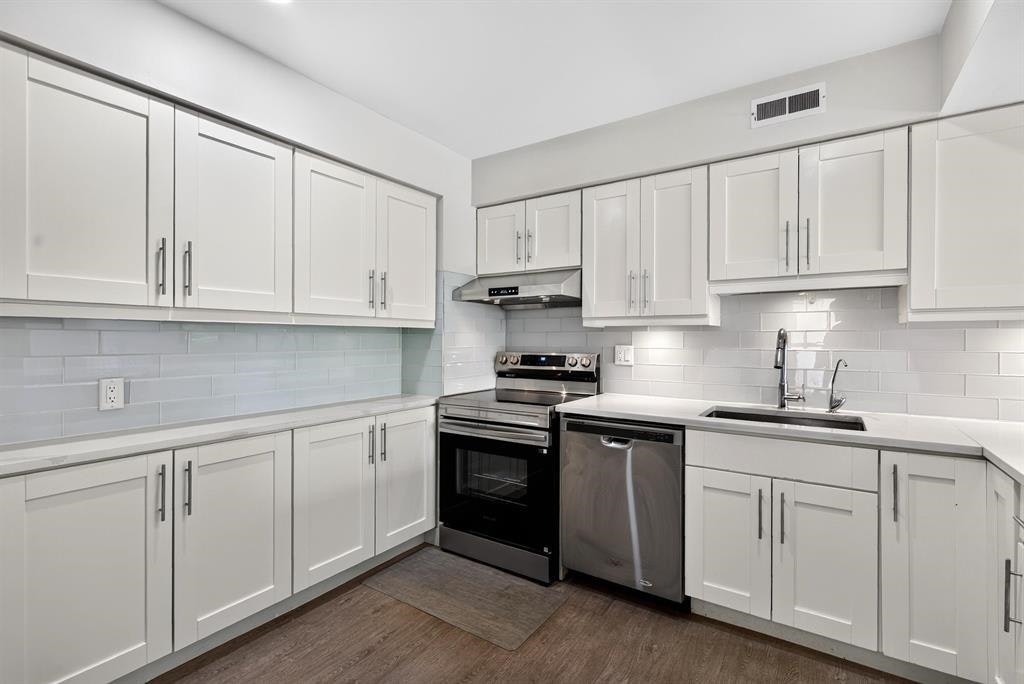 7330 Coronado Drive, Burnaby, BC, V5A 1R1 - 3