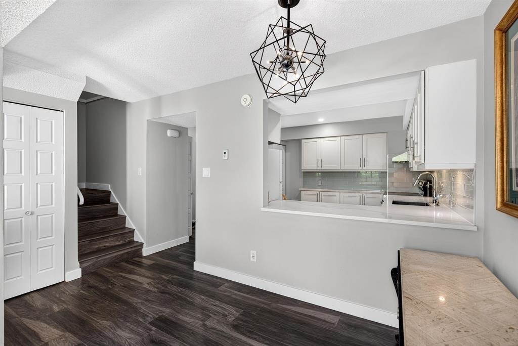 7330 Coronado Drive, Burnaby, BC, V5A 1R1 - 6