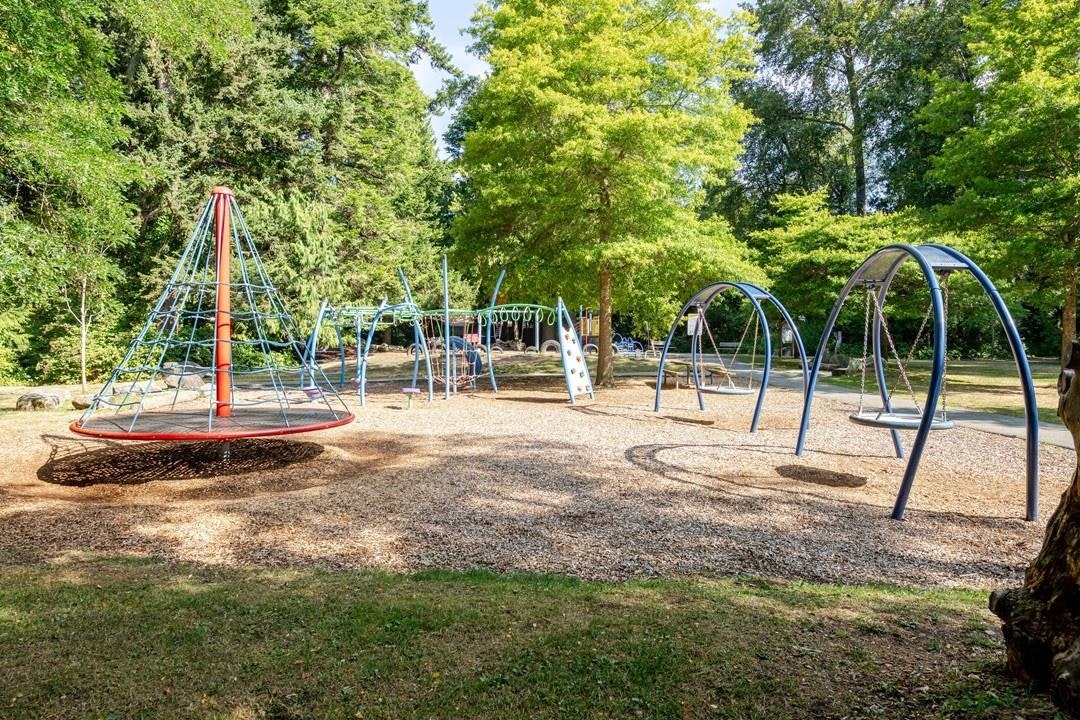 1446 128a Street, Surrey, BC, V4A 3X4 - 22