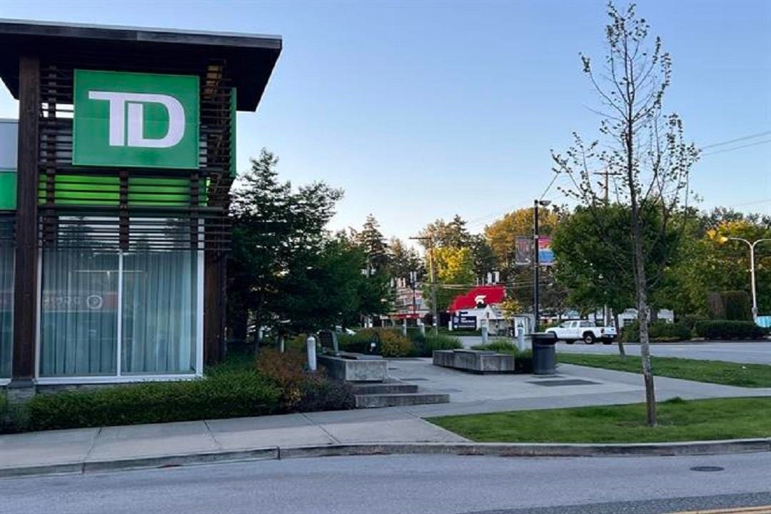 1446 128a Street, Surrey, BC, V4A 3X4 - 34
