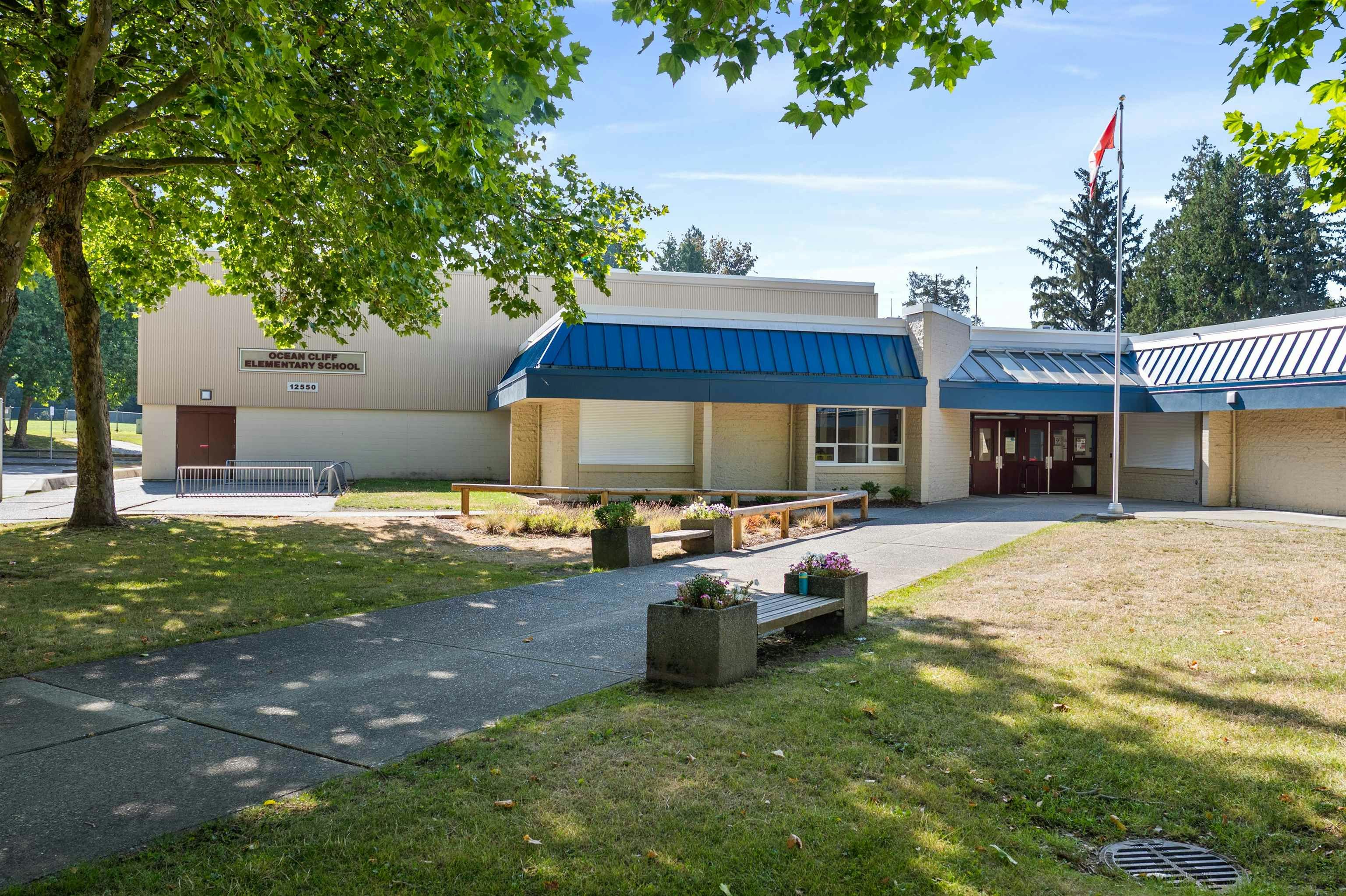 1446 128a Street, Surrey, BC, V4A 3X4 - 25