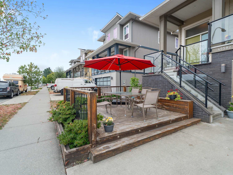 45582 Meadowbrook Drive, Chilliwack, BC, V2P 0G6 - 2
