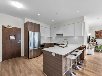 501-4468 Dawson Street - 4