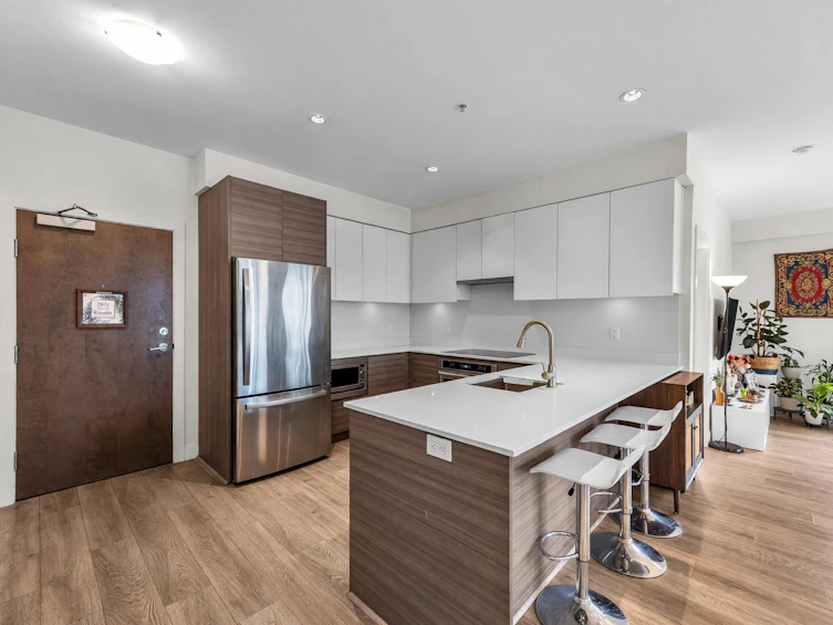 501-4468 Dawson Street, Burnaby, BC, V5C 0J9 - 4