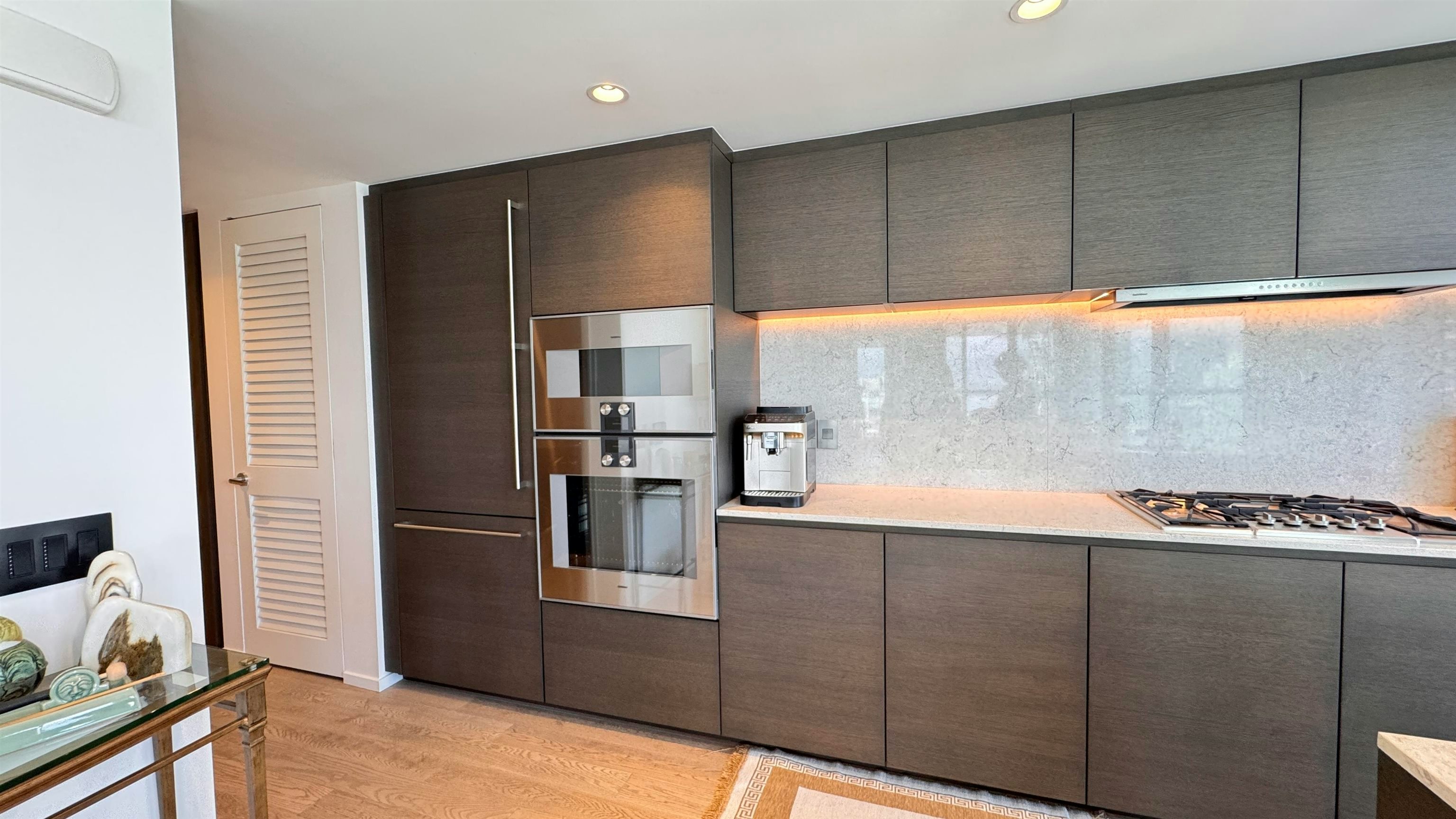 22xx-1408 Robson Street, Vancouver, BC, V6G 1B9 - 17