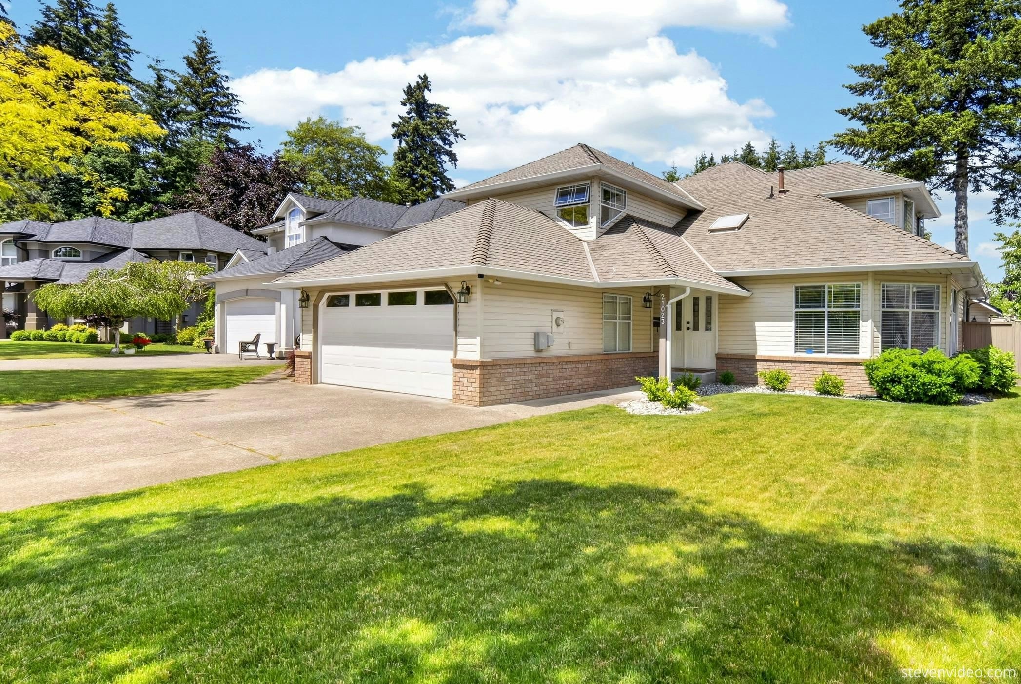 21023 45 Avenue, Langley, BC, V3A 8Z4