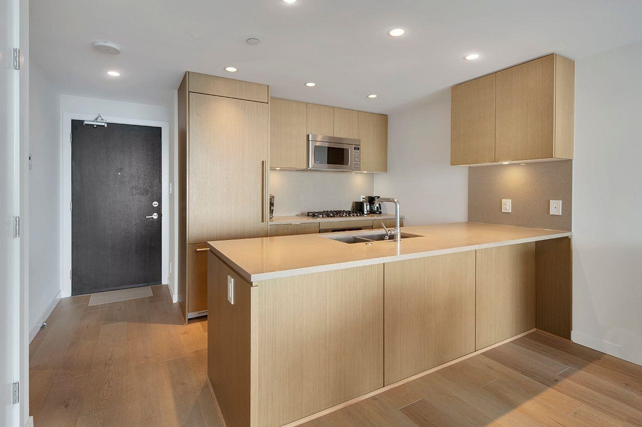 1403-125 E 14th Street, North Vancouver, BC, V7L 0E6 - 13