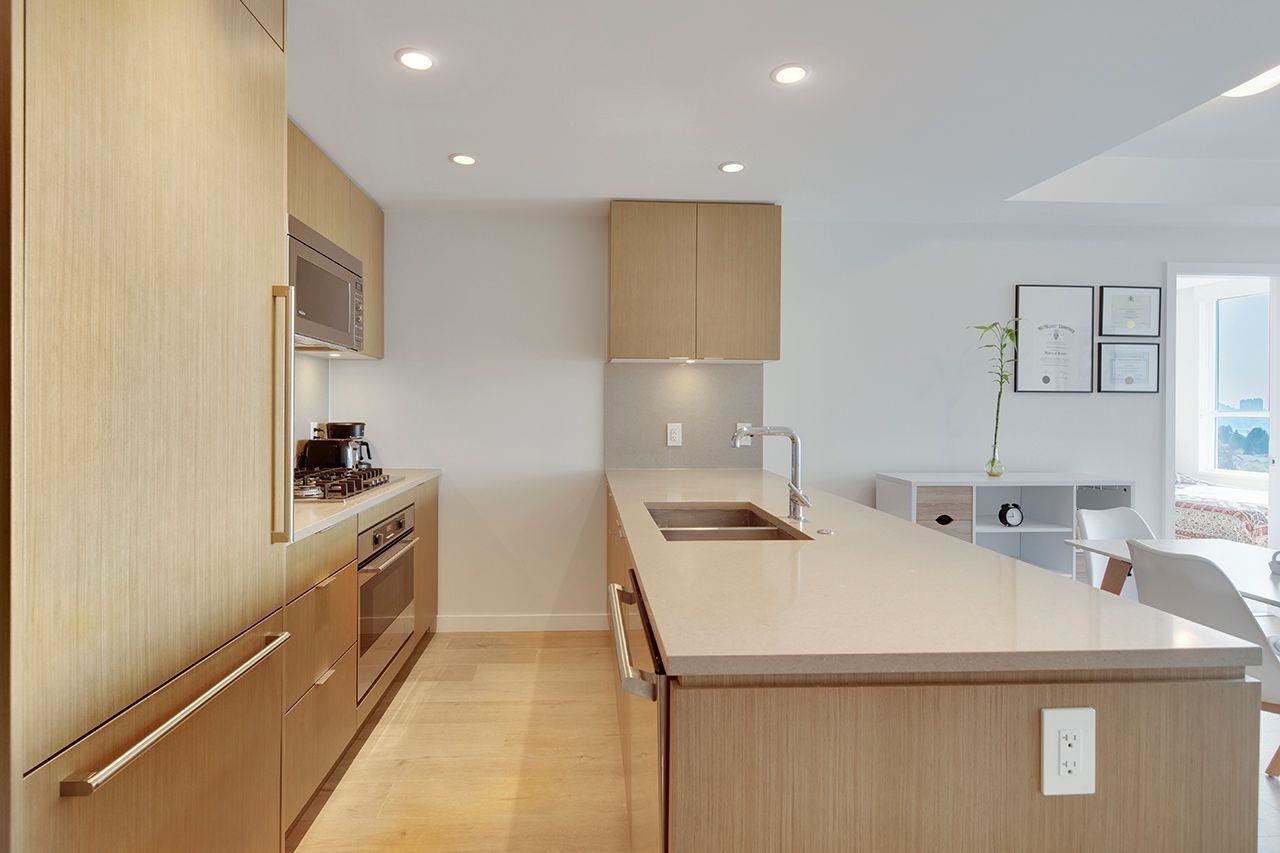 1403-125 E 14th Street, North Vancouver, BC, V7L 0E6 - 6