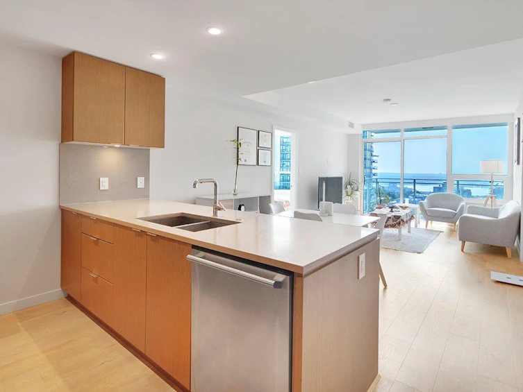 1403-125 E 14th Street, North Vancouver, BC, V7L 0E6