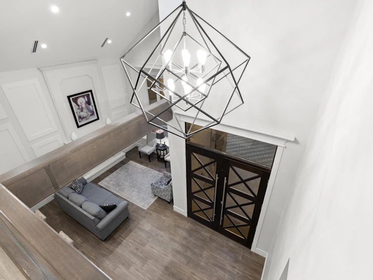 19031 60b Avenue, Surrey, BC, V3S 8C9 - 19