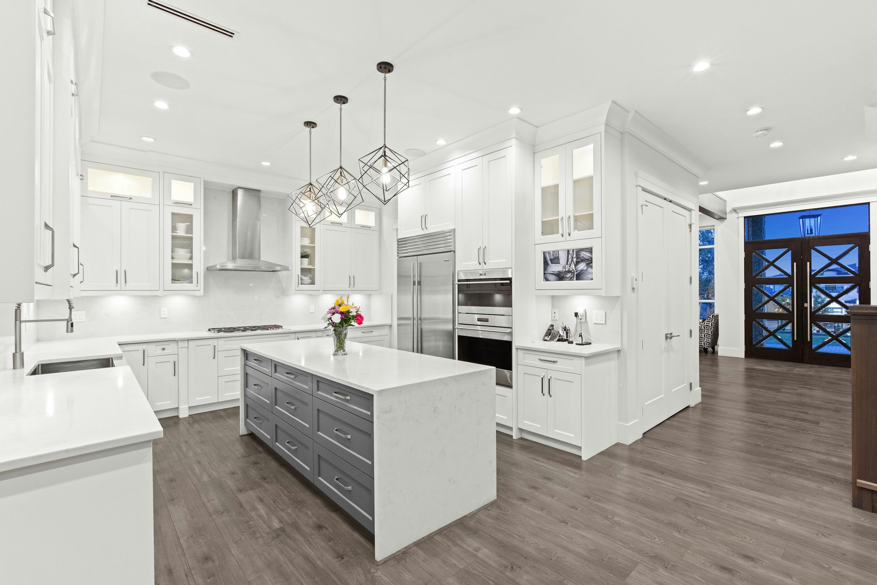 19031 60b Avenue, Surrey, BC, V3S 8C9 - 9
