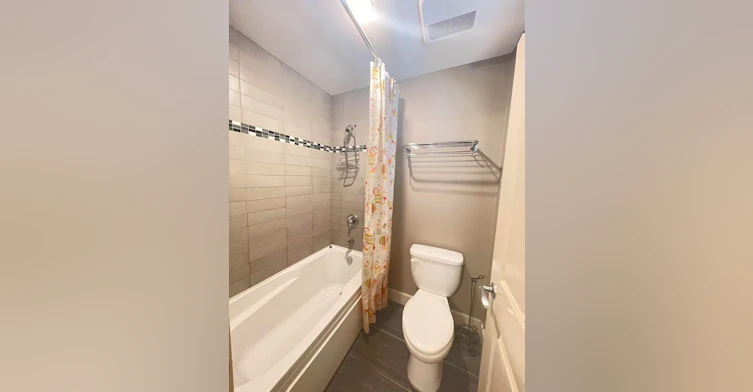 1000 Marguerite Street, Coquitlam, BC, V3E 0E1 - 14
