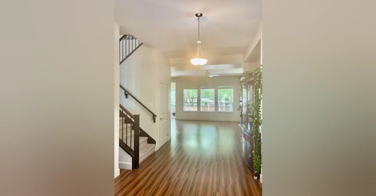 1000 Marguerite Street, Coquitlam, BC, V3E 0E1 - 4