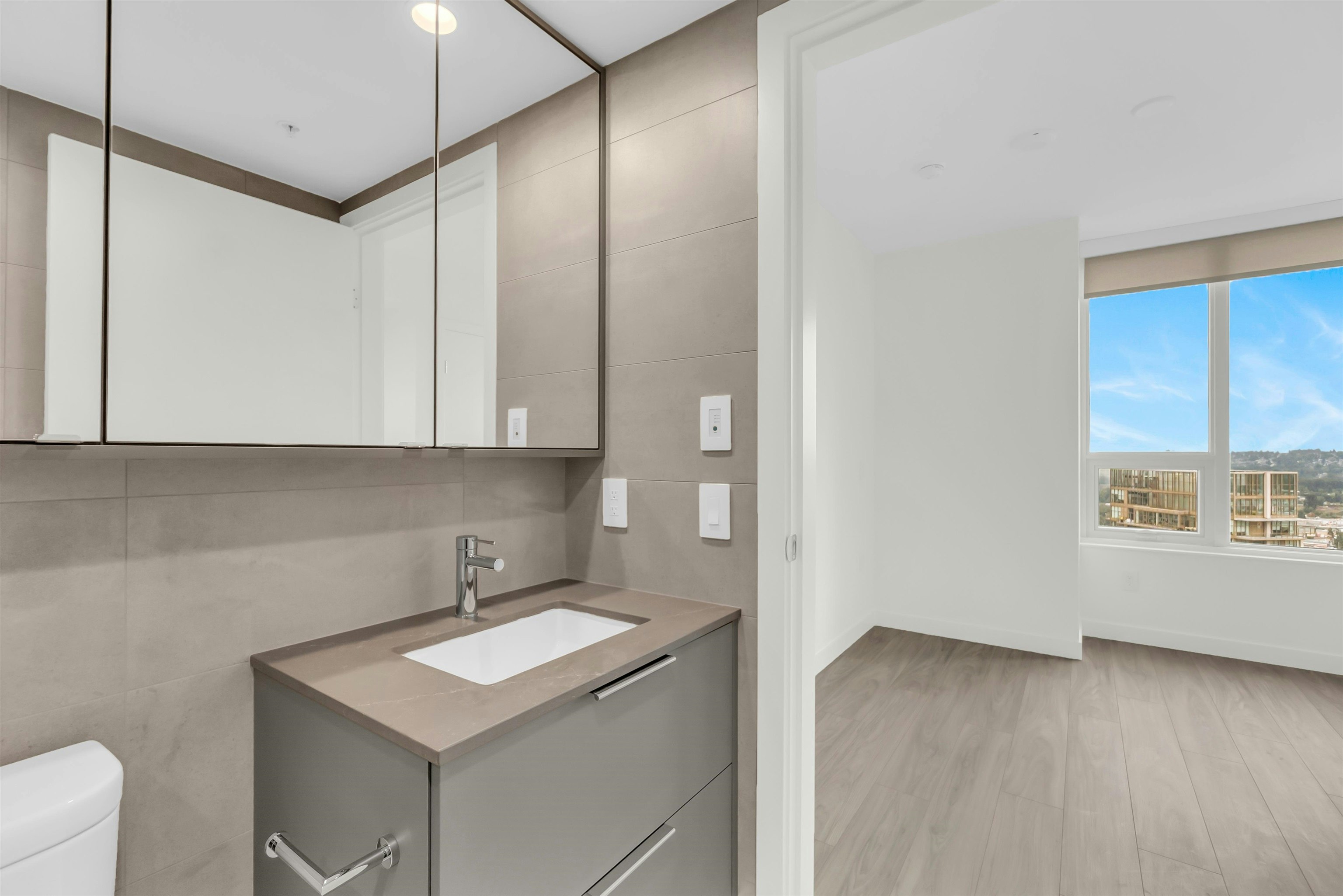 3605-2135 Springer Avenue, Burnaby, BC, V5B 0C1 - 20