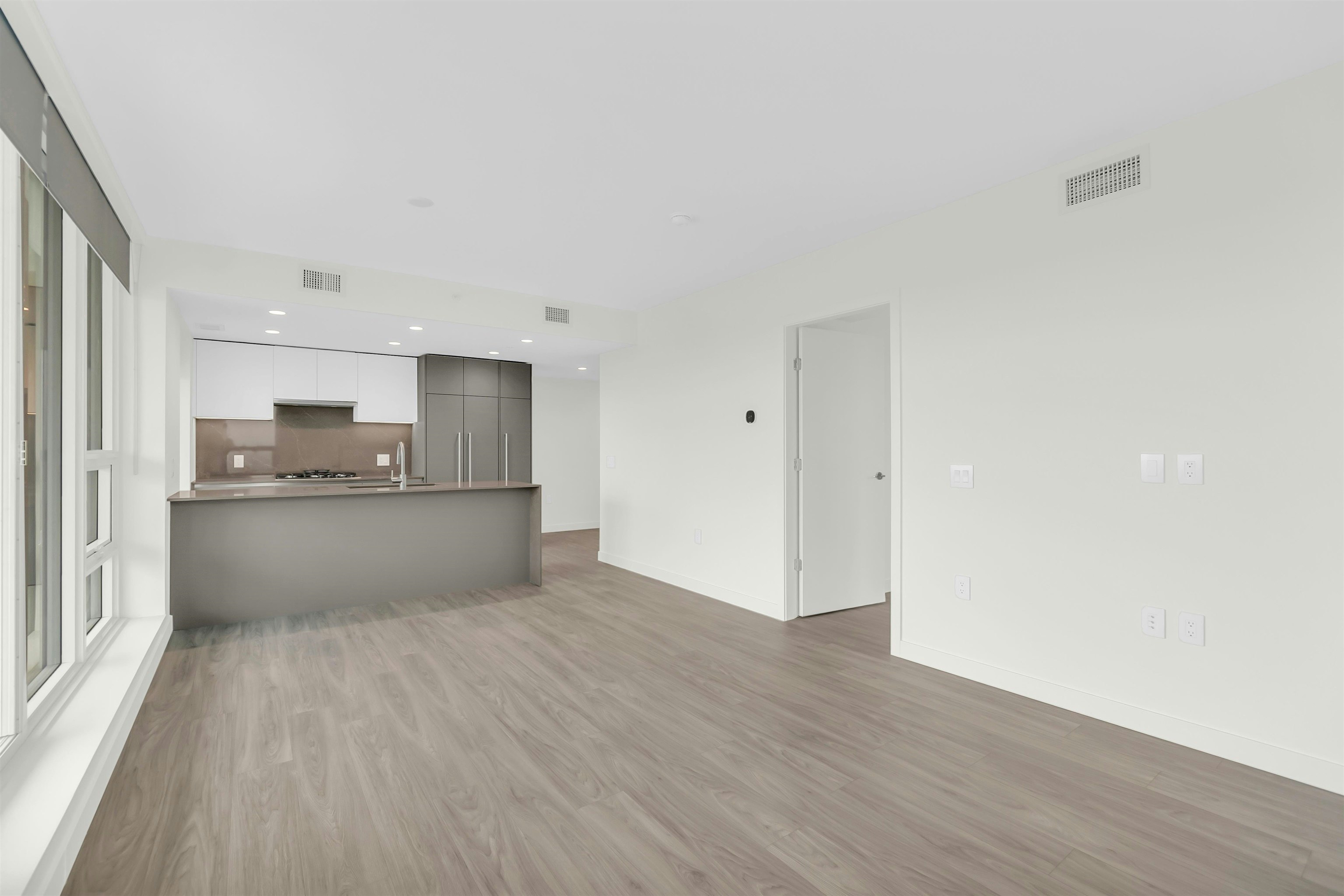 3605-2135 Springer Avenue, Burnaby, BC, V5B 0C1 - 10