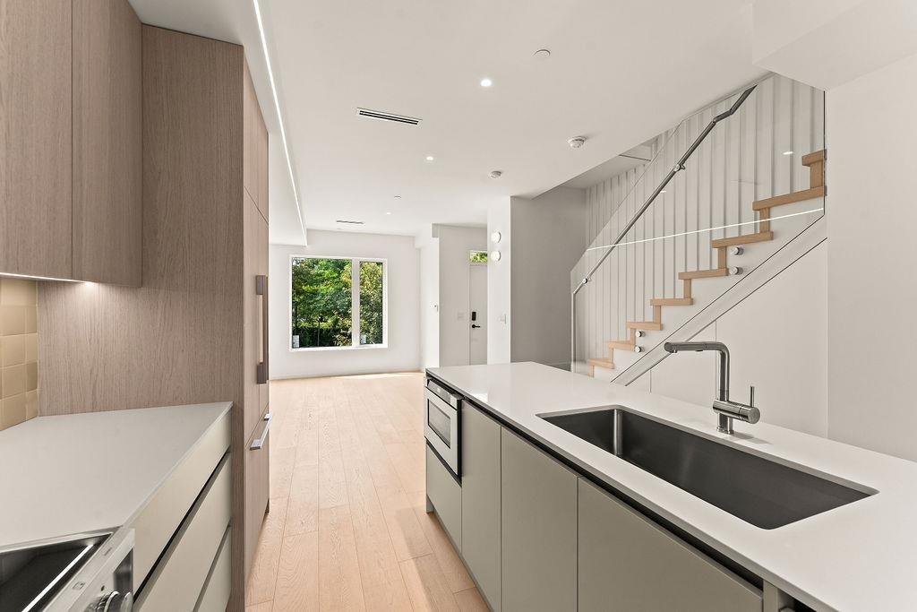 4522 Heather Street, Vancouver, BC, V5Z 2H9 - 7