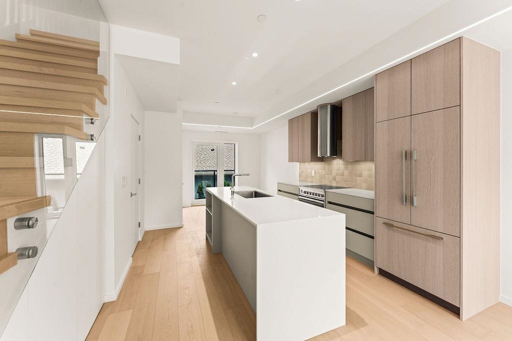 4522 Heather Street - 3