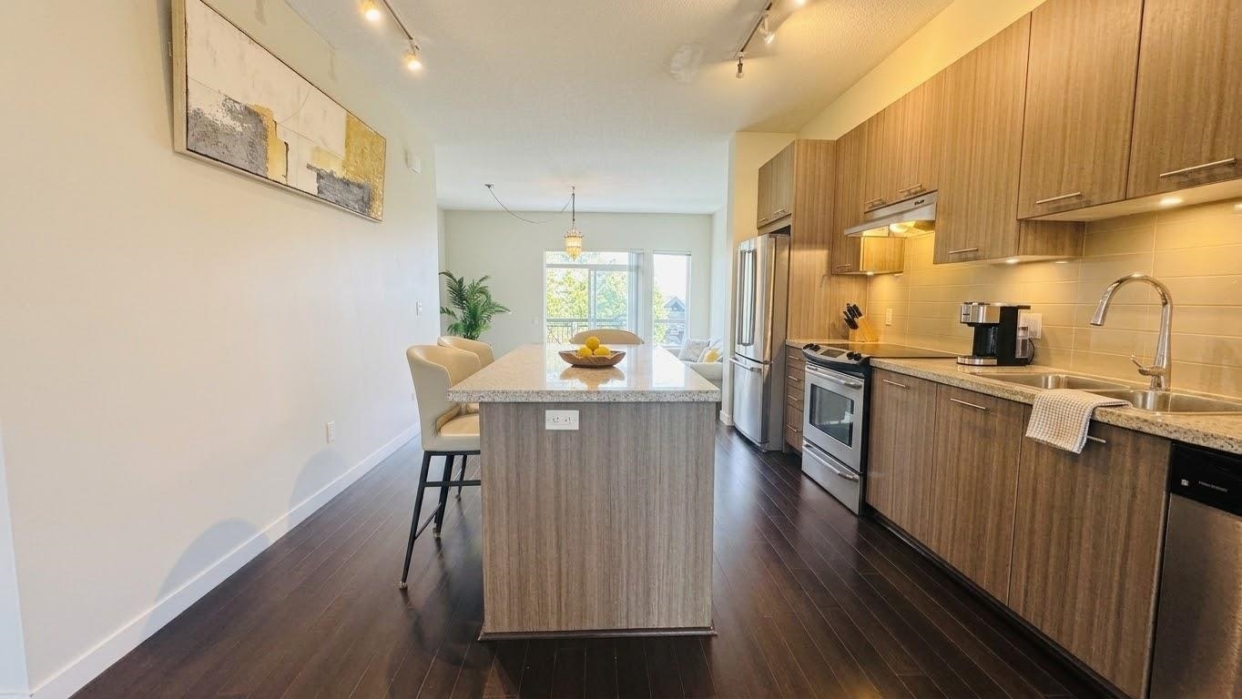 34-1305 Soball Street, Coquitlam, BC, V3E 0E8 - 3