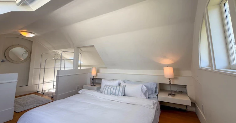 WITHHELD Withheld, Vancouver, BC, V6K 1J8 - 29