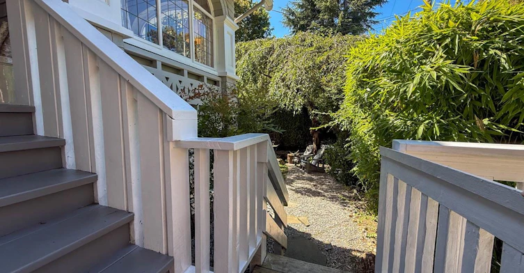 WITHHELD Withheld, Vancouver, BC, V6K 1J8 - 36