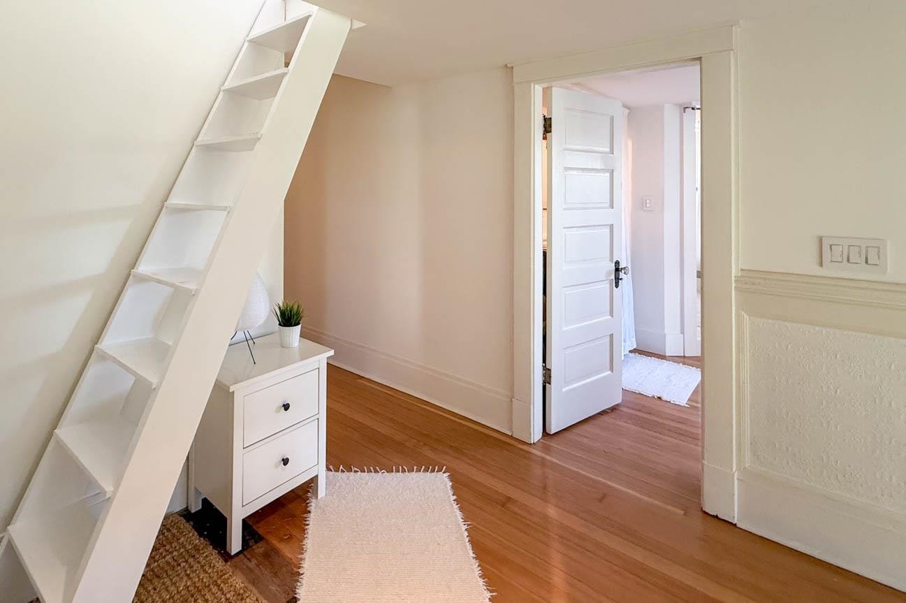 WITHHELD Withheld, Vancouver, BC, V6K 1J8 - 28