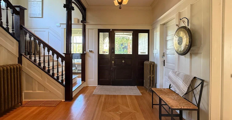 WITHHELD Withheld, Vancouver, BC, V6K 1J8 - 5